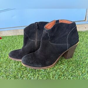 Lucky Brand Black Suede ELLER Booties w/ Thick Heel Sz 7.5 western boho zip